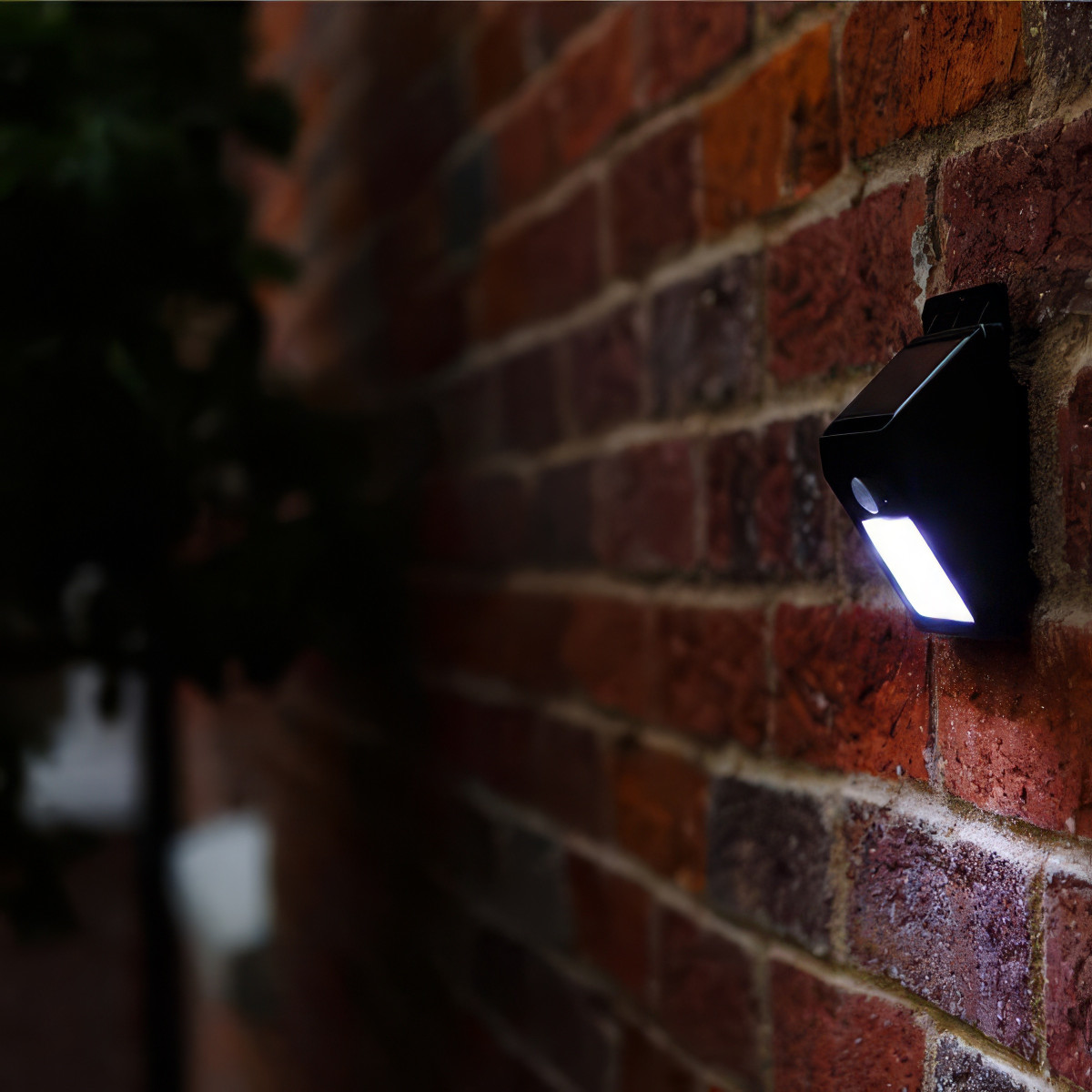 Aplique Solar LED de Parede com Sensor de Movimento PIR 200lm 6000K IP65 Exterior