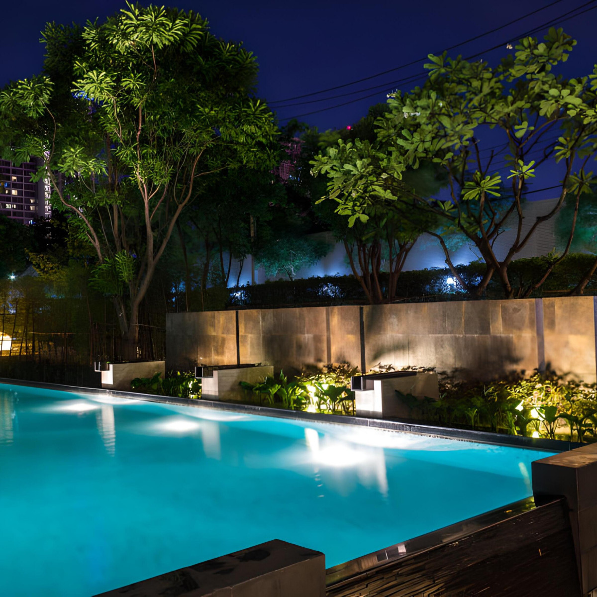 Luz de Piscina LED 18W IP68 12/24V – Branco Neutro 4000K