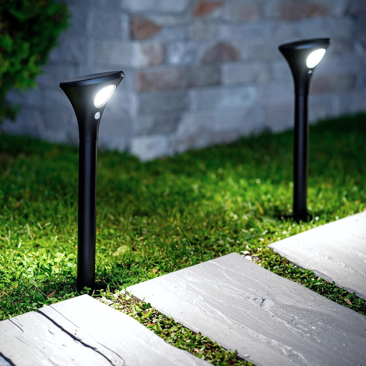 Luz Solar LED Jardim 0,5W IP65 Sensor Movimento PIR Altura Regulável 62cm ABS Preto CE RoHS