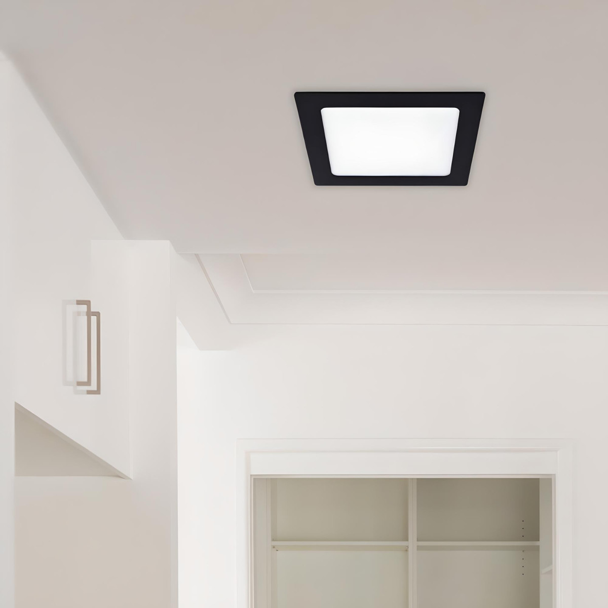 Downlight Quadrado LED 18W Preto Ultra Plano 1620lm 220x220mm