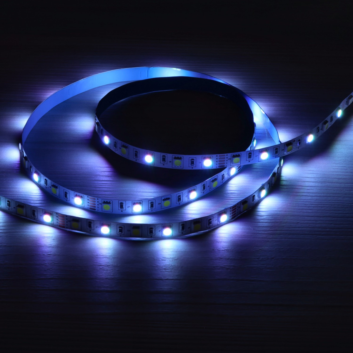 Fita LED RGBW 12V 5m 14.4W/m | SMD5050 60 LEDs/m | IP65 | Exterior | Dimável - branco frio azulado
