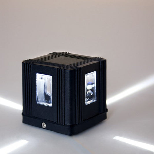 Aplique LED IP65 Cruz 4W 300Lm 40.000H Madelyn