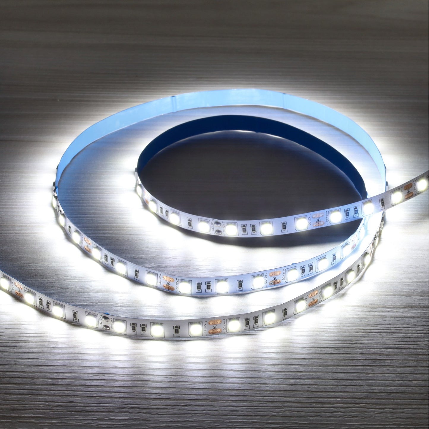 Fita LED 12V 5m 14.4W m IP20 Interior SMD5050 Dimável